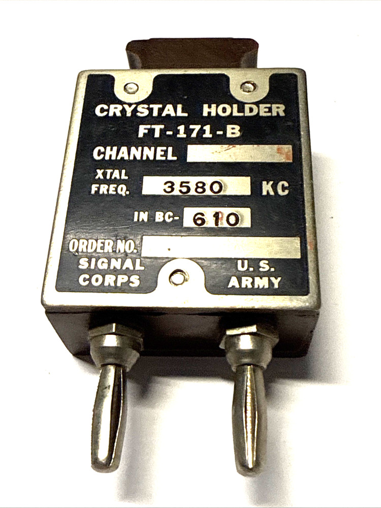 PARASET replica  transceiver ORIGINAL 3.580 MHz crystal holder  FT-171-B
