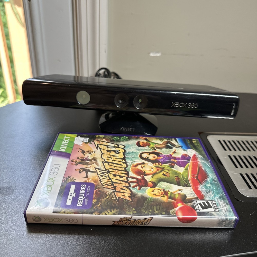 Microsoft 1414 Xbox 360 Kinect Sensor Bar, Game Included