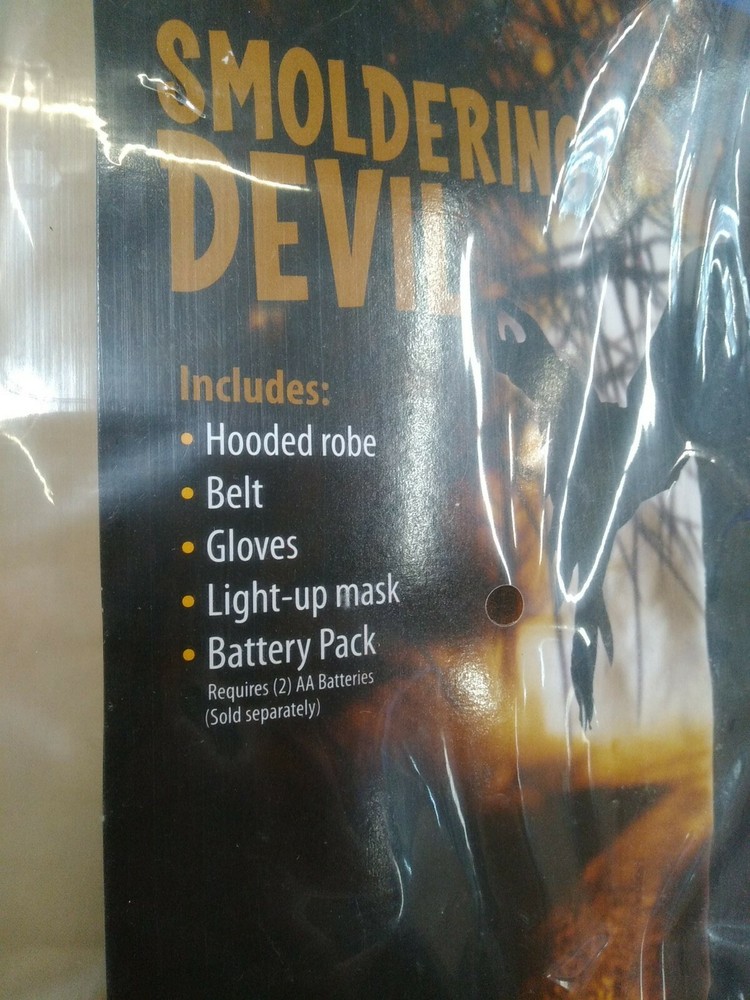 Devil Light Up Costume Boy’s medium Smoldering New Halloween Cosplay Set