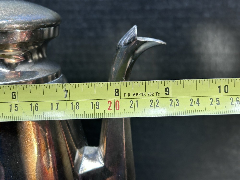 Vtg TeaPot Silver Plated Hinged Lid 9inT 8.5inW