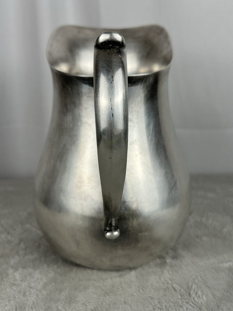 Art S Co Silver Plated 225 Pitcher