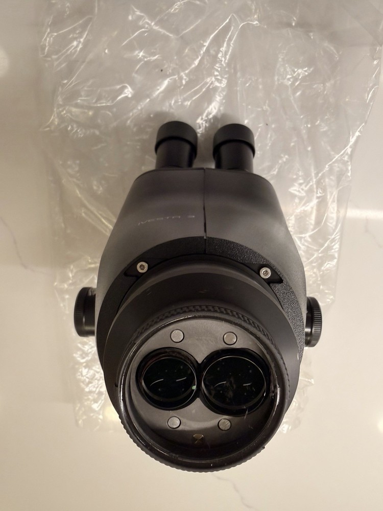 Leica Microsystems Ivesta 3 Microscope with Integrated Camera