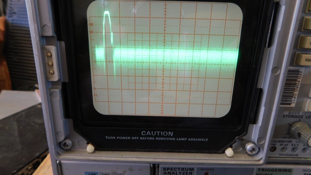 Tektronix Oscilloscope mod 7623A with spectrum analyzer plug in modules works