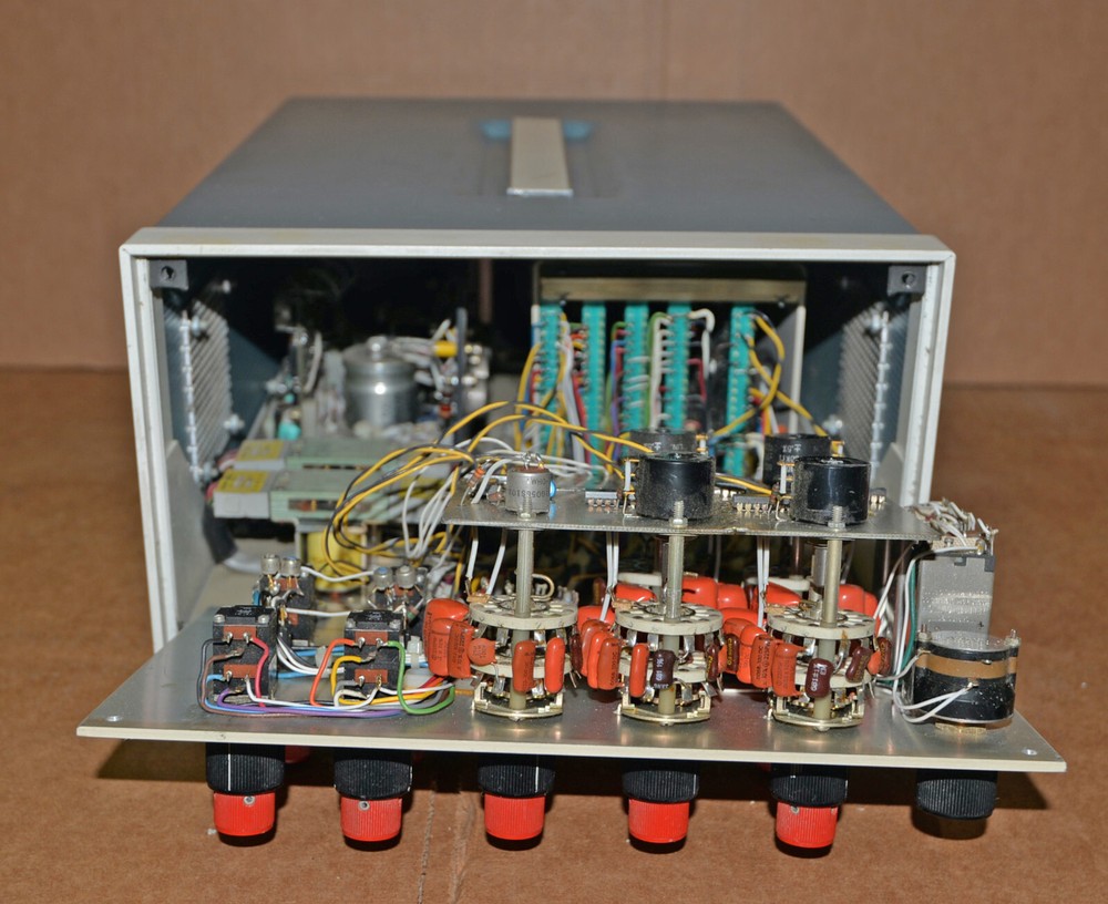 1970s Comaltest Model 610S Generator - Designed to test MOS Circuits