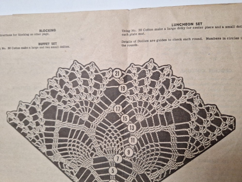 Doilies Doily 818 Pineapple Crochet Pattern Cotton Thread Mail Order VTG 40s