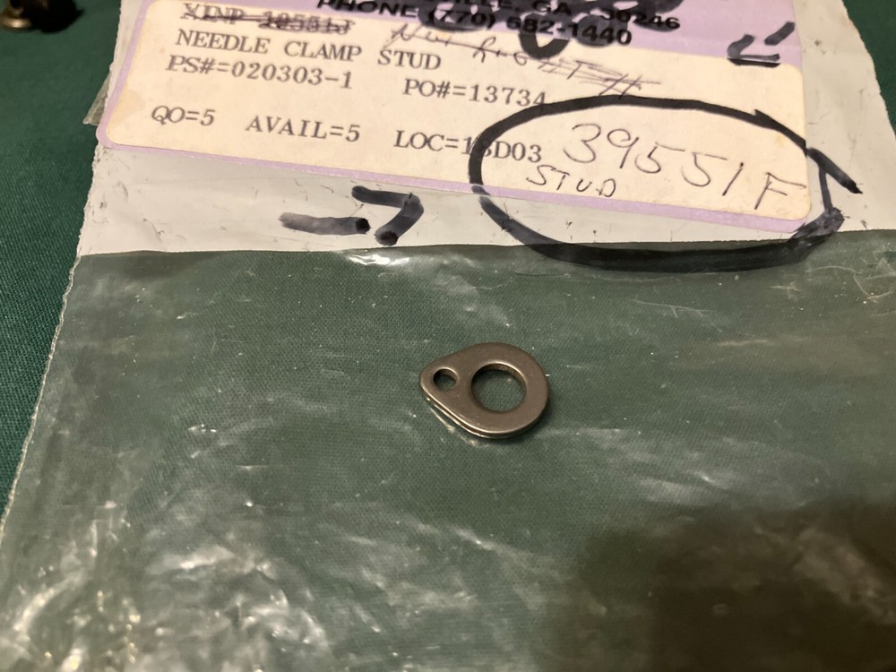 NEW 39551F-UNION SPECIAL NEEDLE CLAMP
