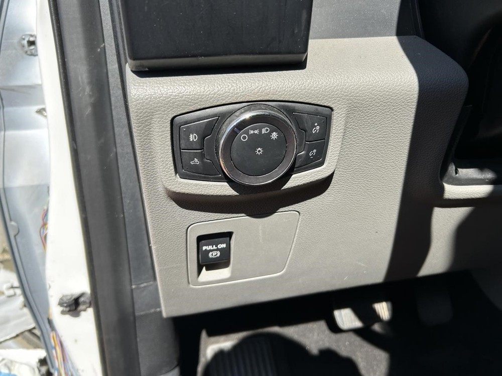 F150 2019 Keys/Latches/Locks 104906041