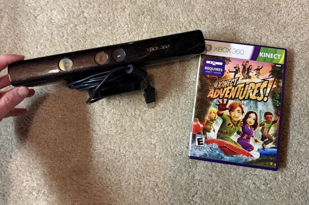 Official Microsoft Xbox 360 Kinect Motion Sensor Bar! ~ Works Great!