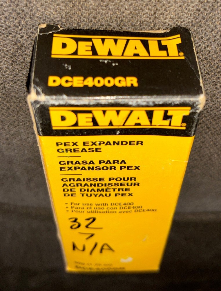 DEWALT PEX 2.04-oz Expander Grease Model#DCE400GR