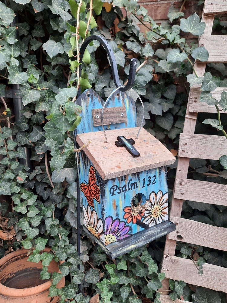 Church Birdhouse