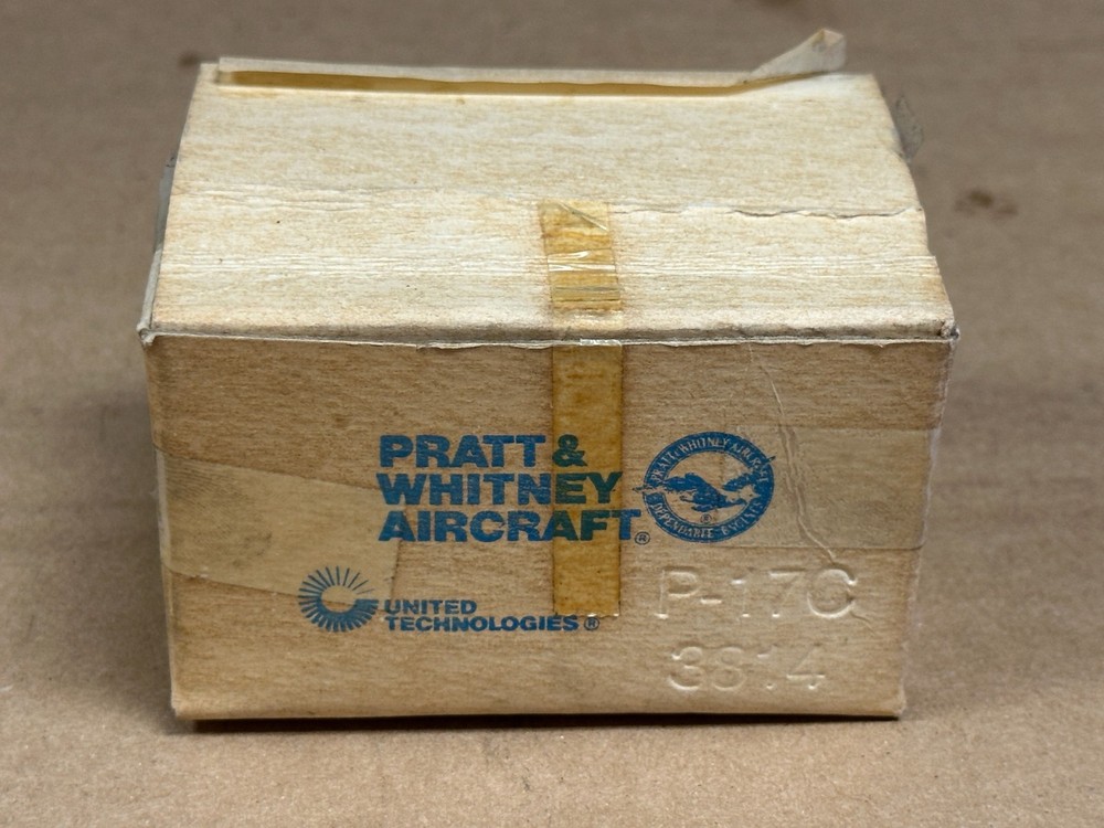 Pratt & Whitney Connector P/N 452367 New