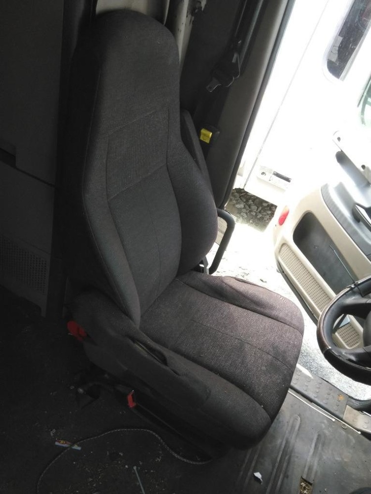 Replaces 2015 FREIGHTLINER CASCADIA EVOLUTION FRONT SEAT ,  MD
