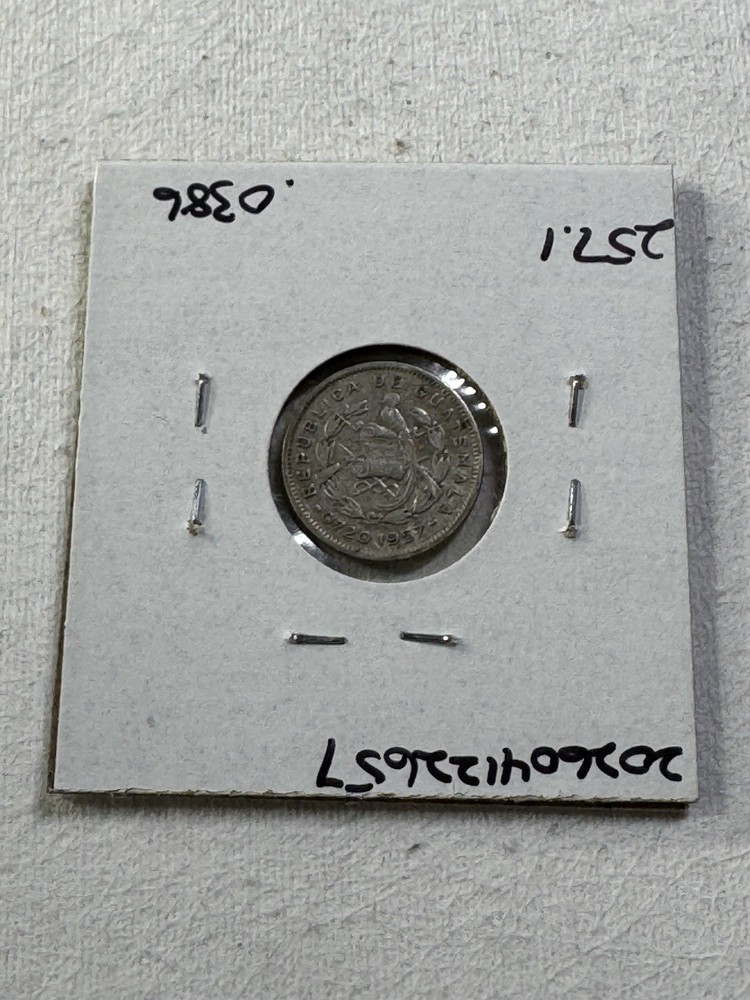 1957 Guatemala 5 Centavos Small Silver Coin