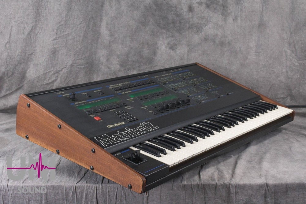 Oberheim Matrix-12 Analog synthesizer in Very Good Condition.