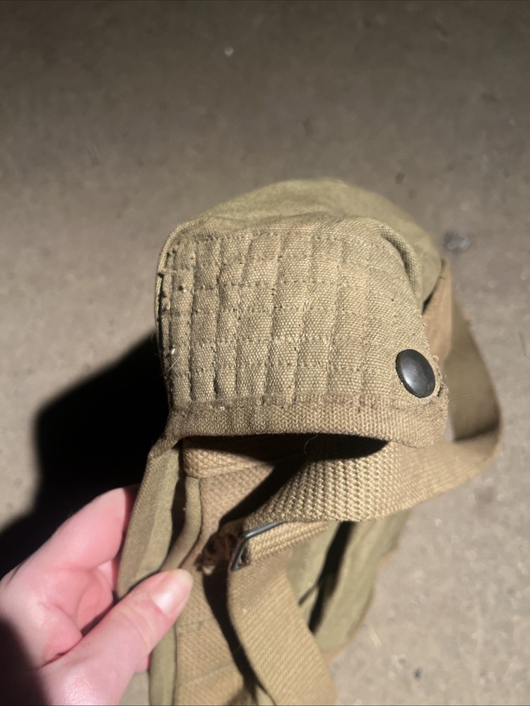 WW2 US Marine Corps Medical Pack Rare (EE440