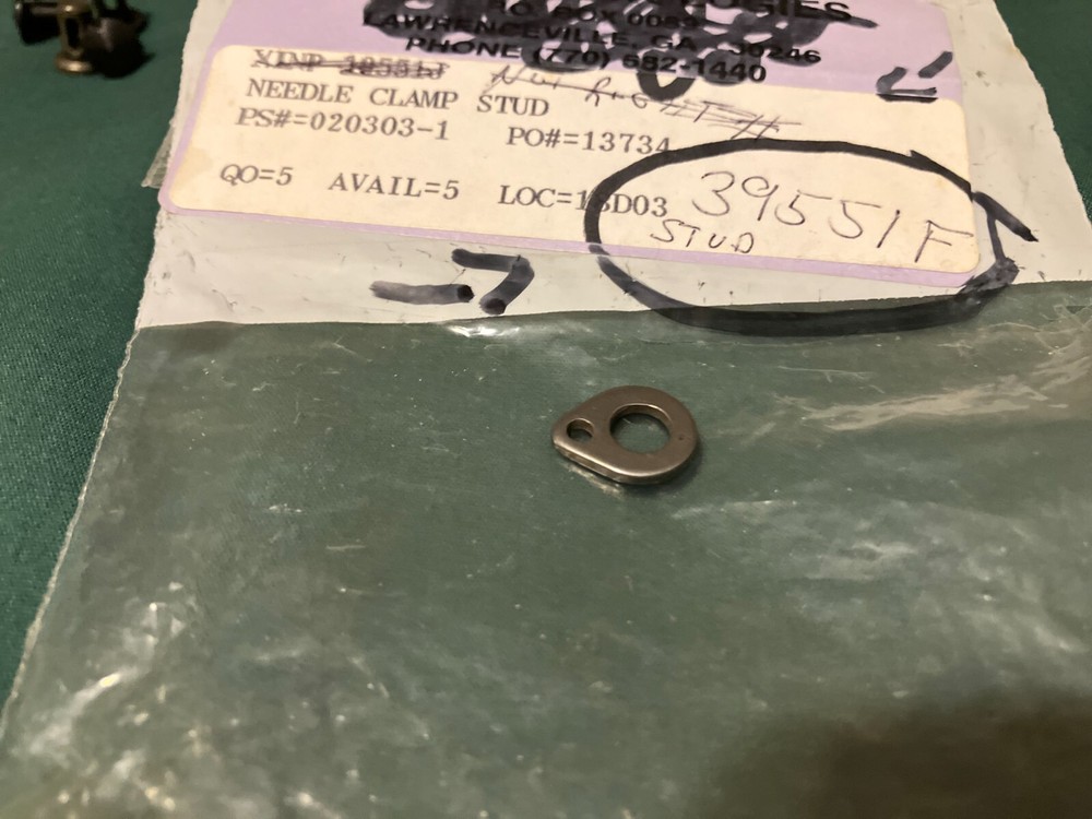 NEW 39551F-UNION SPECIAL NEEDLE CLAMP