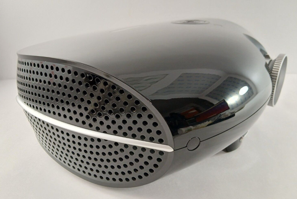 Planar HD 720p Multimedia Projector + Remote & Lamp! HDMI, Component, S-Video