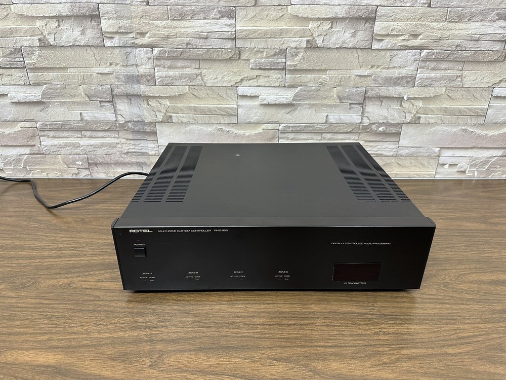 Rotel RMZ-955 Multi-Zone Custom Controller / Multi Room Amplifier Great Cond