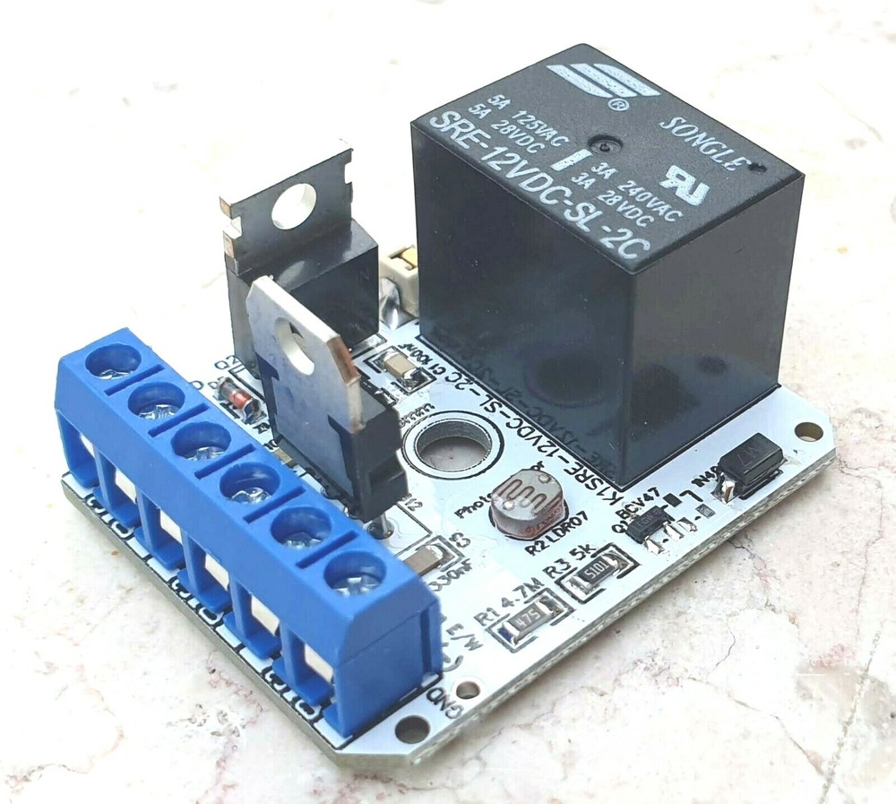 24V 5Amp West East Auto Sensor Night DIY PV Panel Sun Tracking Controller Board