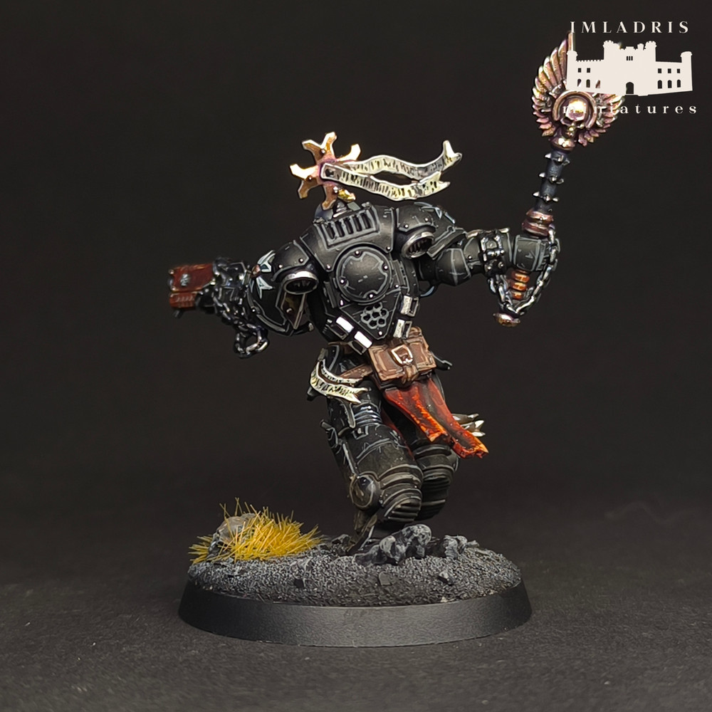 Execrator with bolt pistol | Black Templars | Warhammer 40k | painted