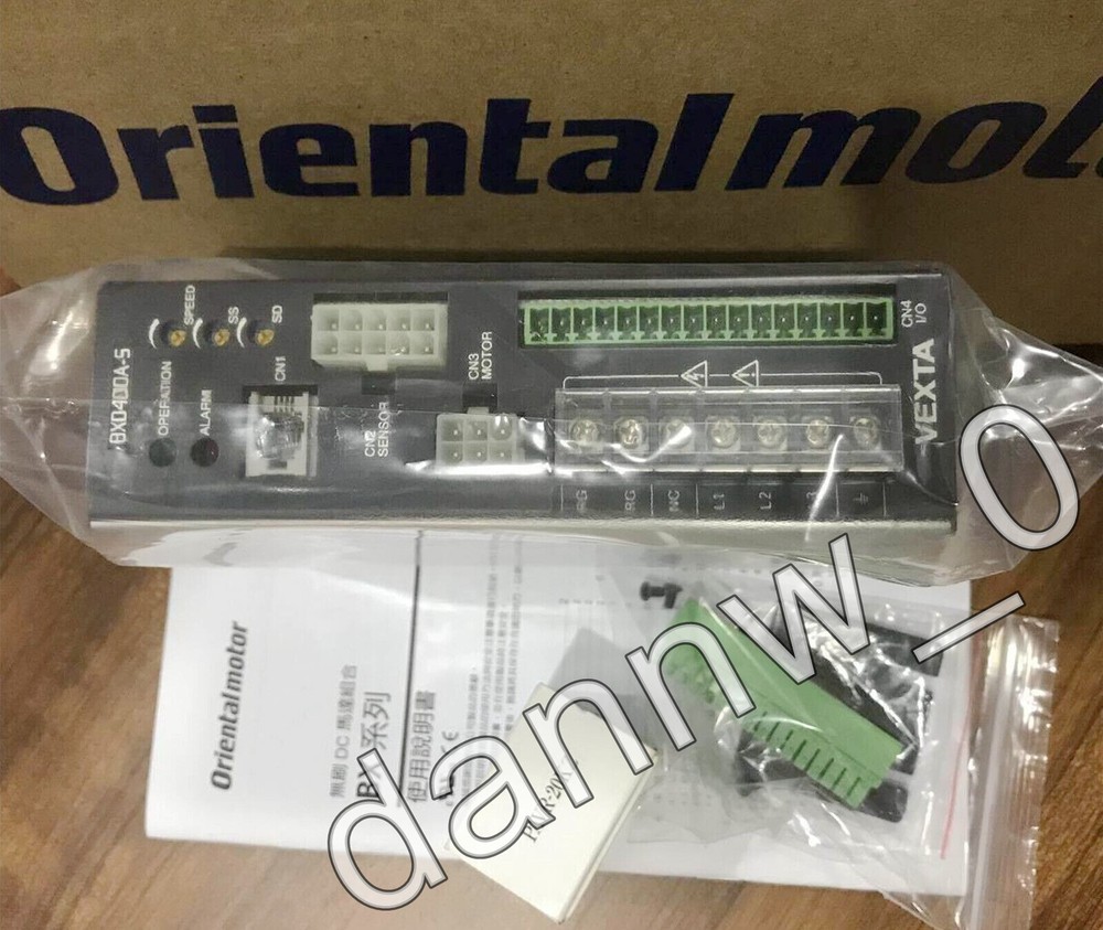 New In Box VEXTA BXD400A-S Stepping Motor Drive