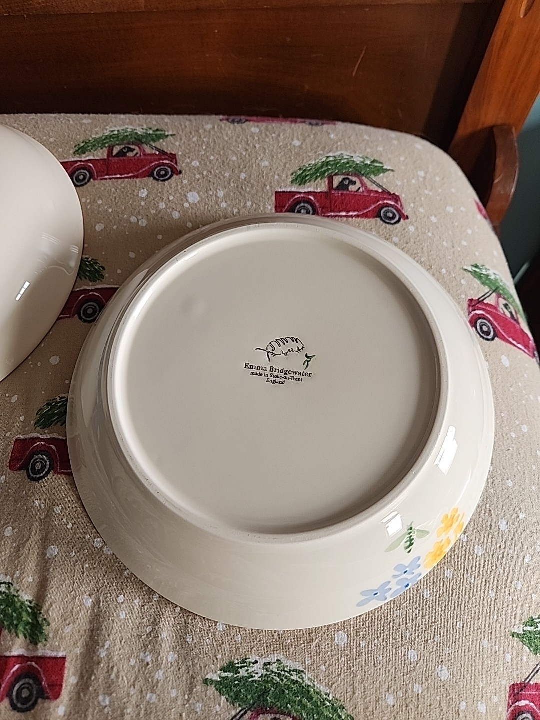 Pair Emma Bridgewater Bluebells Pasta Bowls 9 3/8" Yellow Flowers 2023 England
