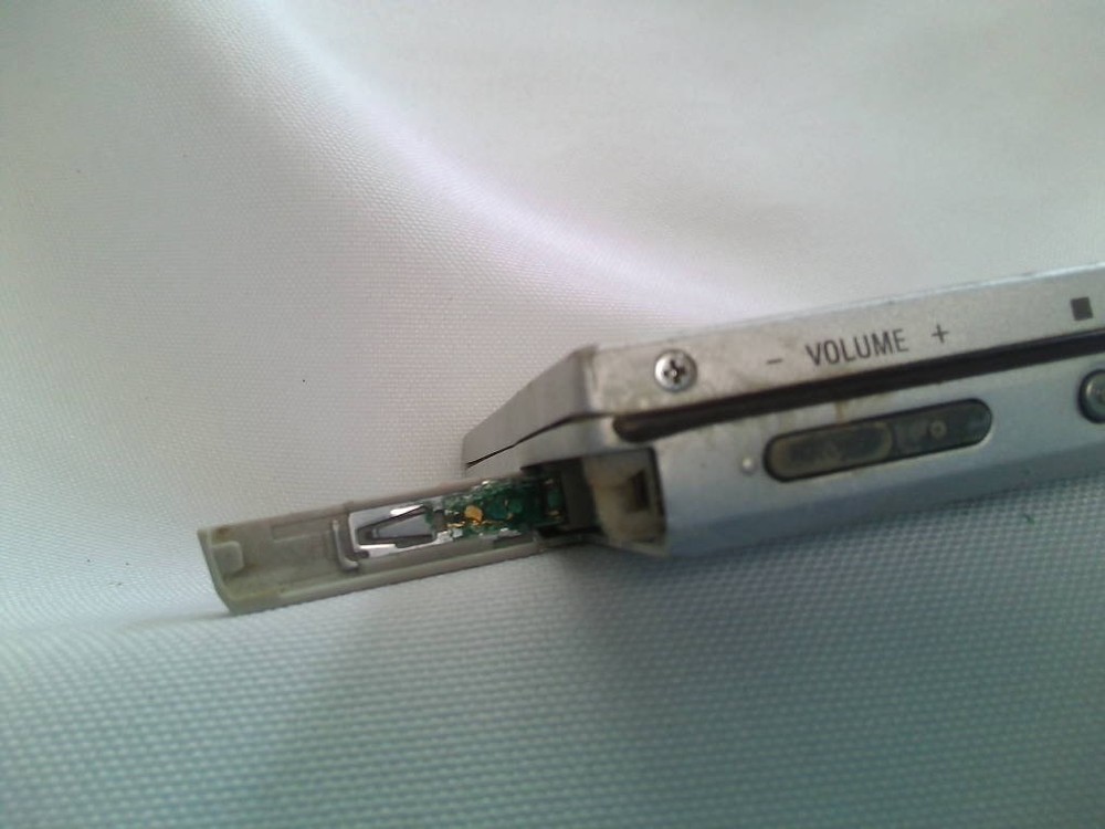 SONY MD Walkman MZ E700 Main unit only Junk