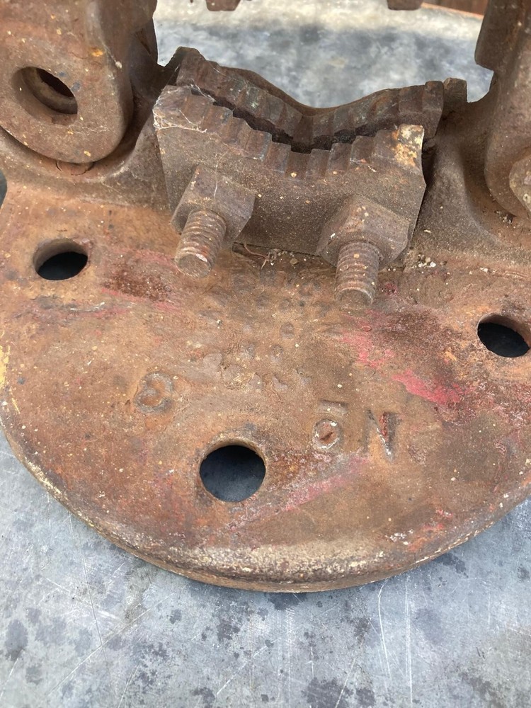 No. 3 Cast Iron Pipe Vise