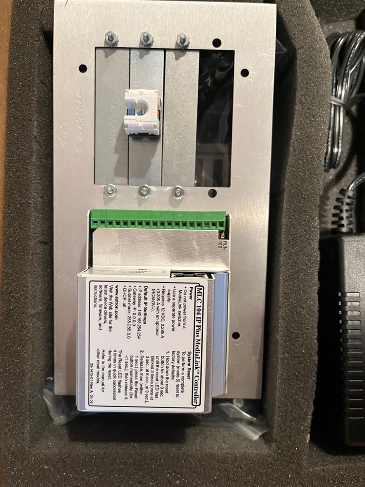 Extron MLC 104 IP Plus AAP BLK