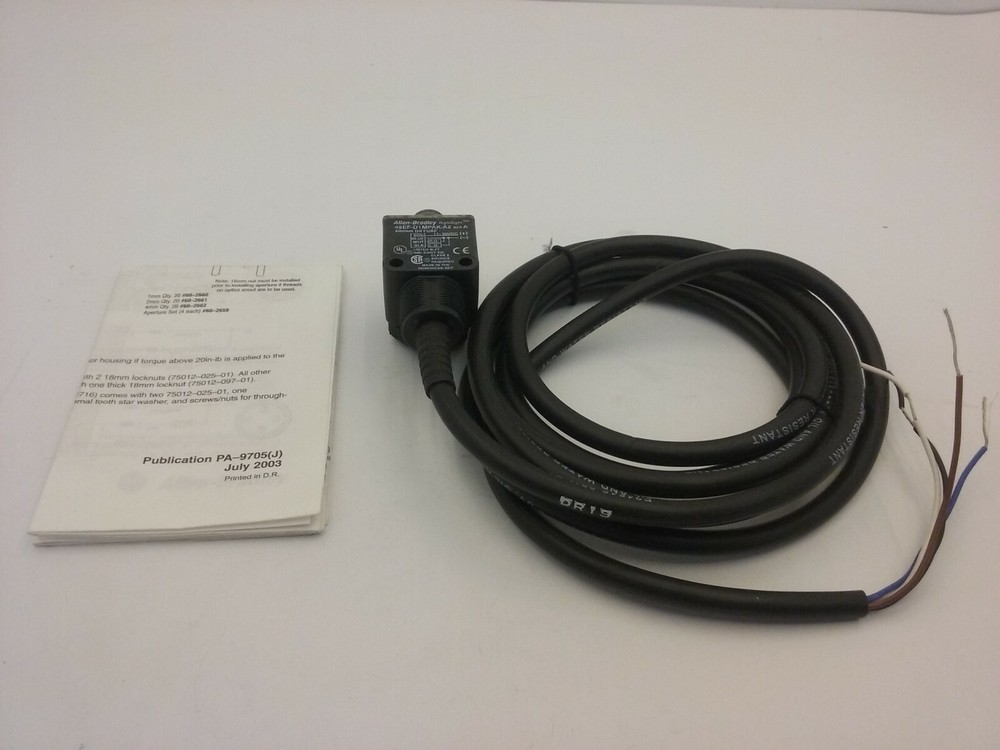 ALLEN BRADLEY 42EF-D1MPAK-A2 PHOTOELECTRIC DIFFUSE SENSOR SERIES A NNB