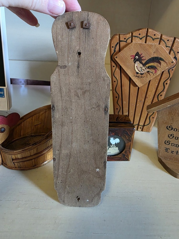 FIVE Piece Chicken / Rooster Decor