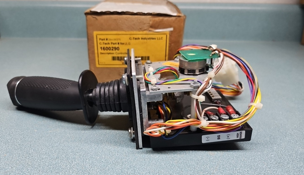 1600290 Joystick Controller For JLG