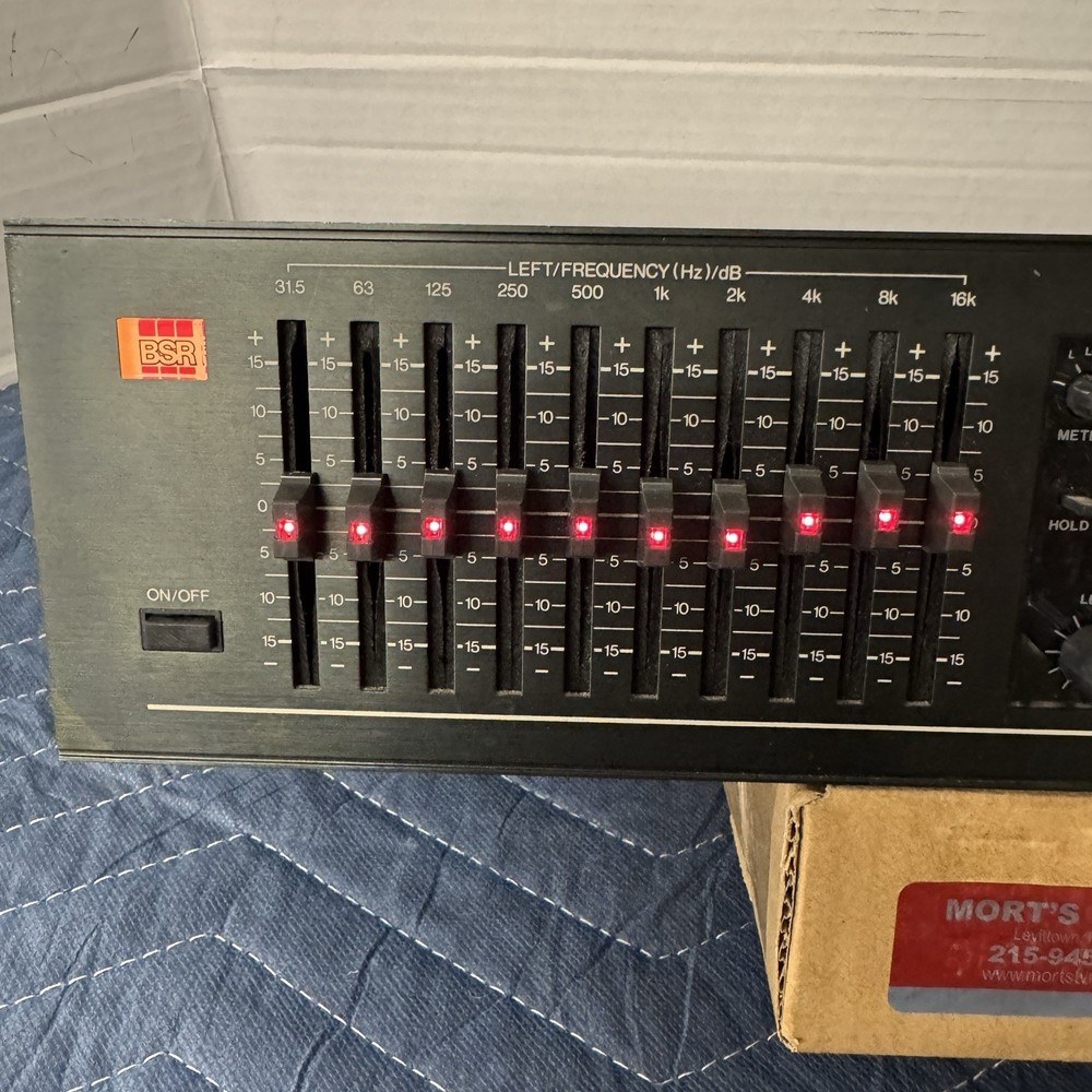 BSR EQ-3000 10-BAND STEREO FREQUENCY EQUALIZER / SPECTRUM ANALYZER - SERVICED