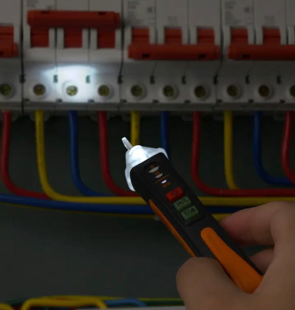 NJTY T-02A AC Voltage Detector
