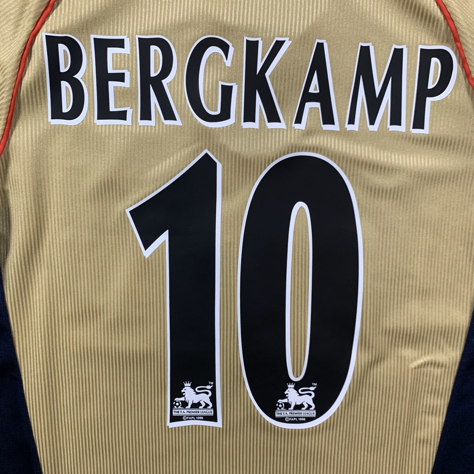 Bergkamp Arsenal 2001/2002 Away Jersey - Retro Jersey - Mens Sizes - New