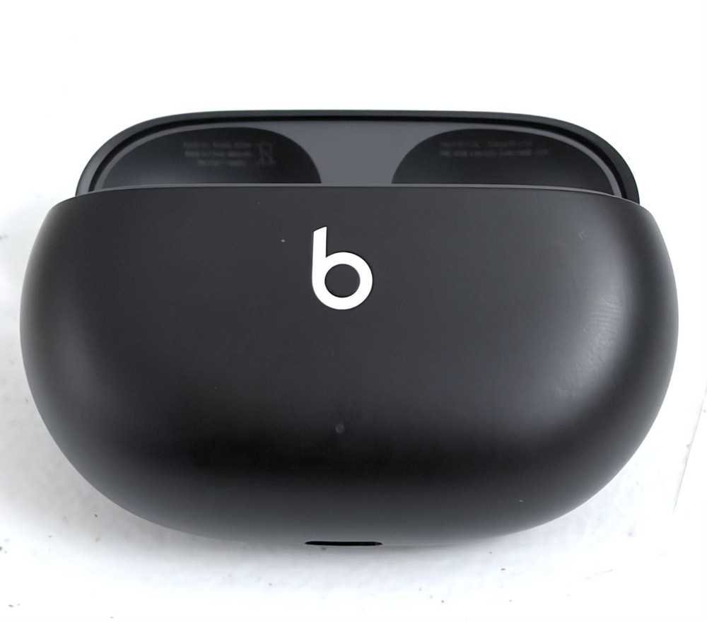 Beats Studio Buds Charging Case Only - Black
