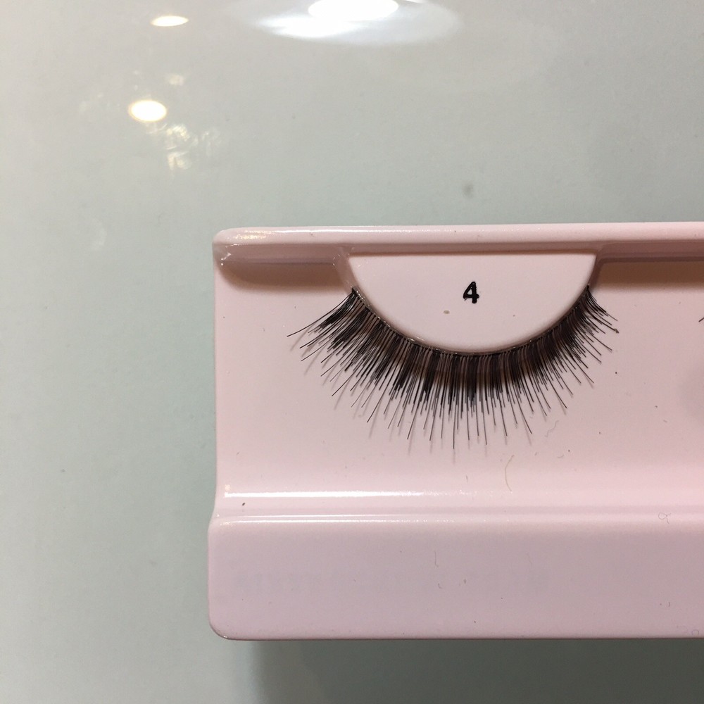 Elite Cosmetics False Eyelashes #4 Black Spikey