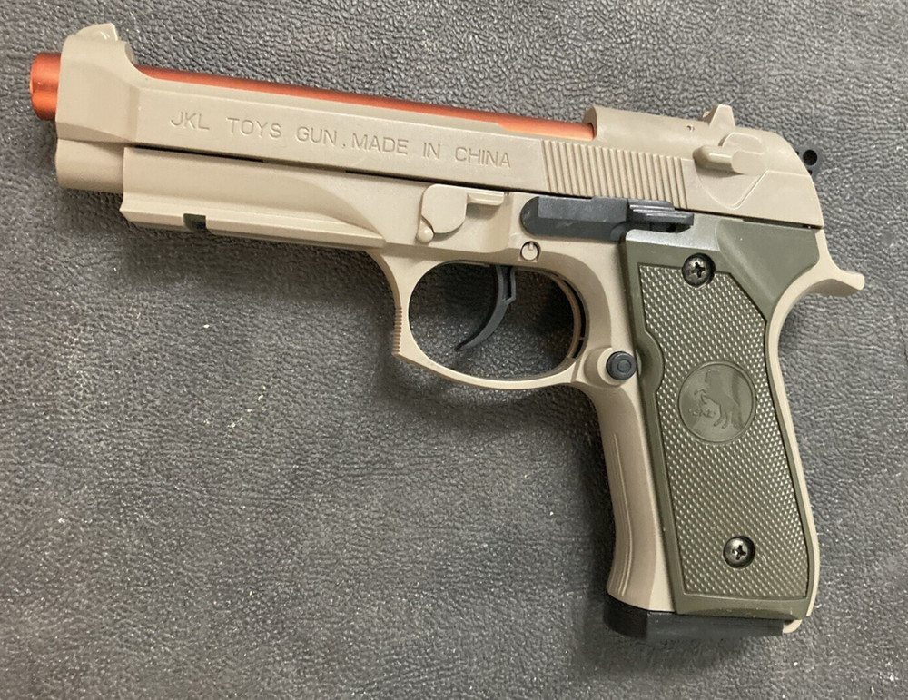 A9M3 Ejection Soft Bullet Toy Gun