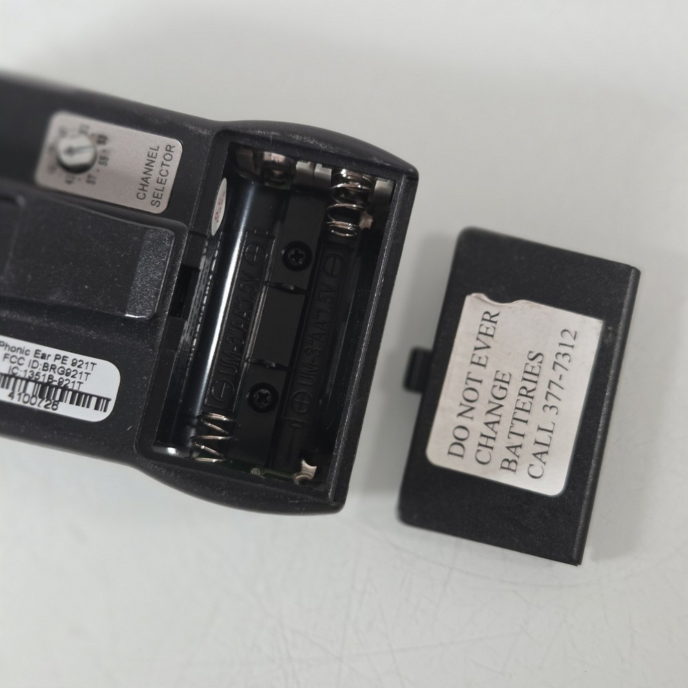 LOT OF 4 Bodyworn Transmitter 921T Radium 216MHz by Phonic Ear UNTESTED TURNS ON