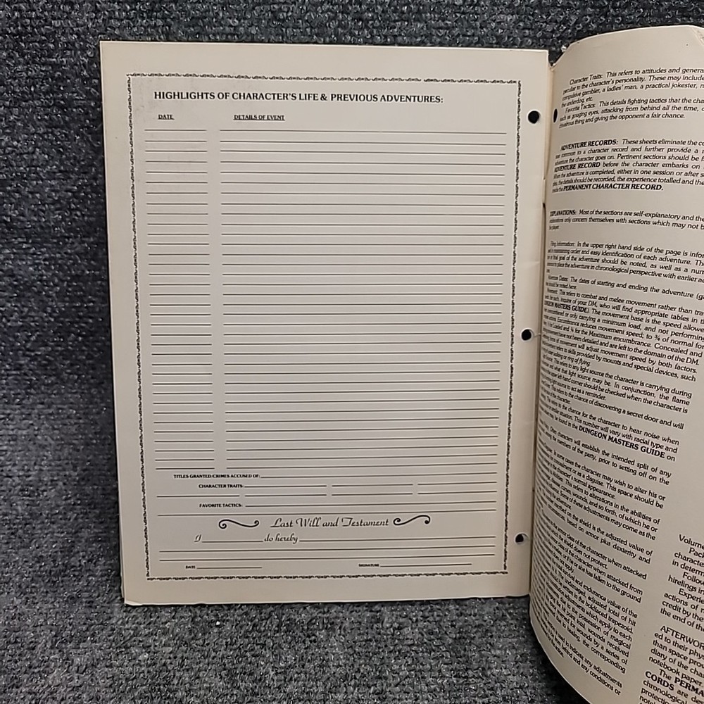 Advanced Dungeons & Dragons: Permanent Character Folder (9029, 1979) READ