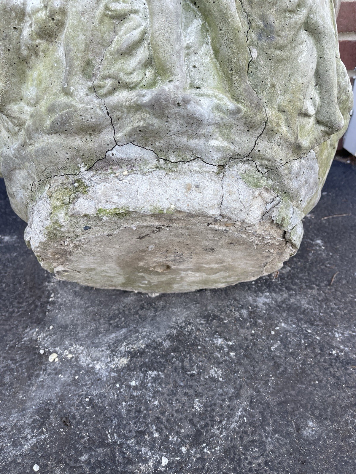 Antique Weathered Concrete Garden Urn Planter 18” Round 14” Tall Patina Cherub