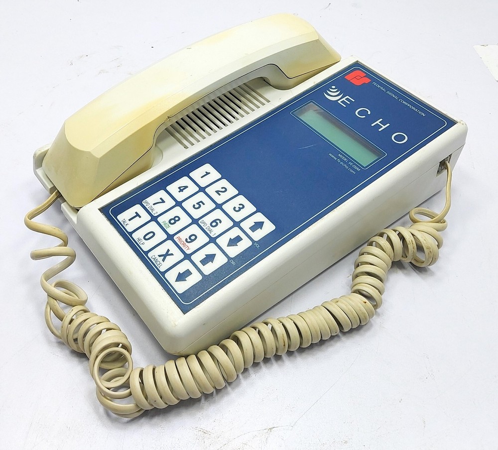 Federal Signal Corporation ECHO Wall Mount Intercom Stations E-DSM