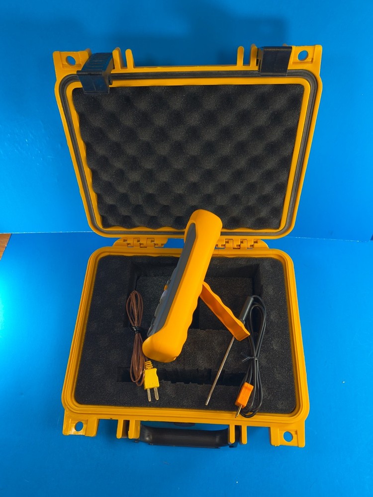 Fluke 52 II Thermocouple Thermometer Meter