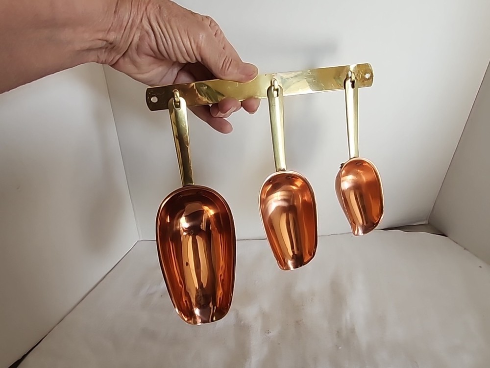 Vintage Copper & Brass Measuring Scoops @ HOOK; MARKED"BOOT/KOREA"4 PC