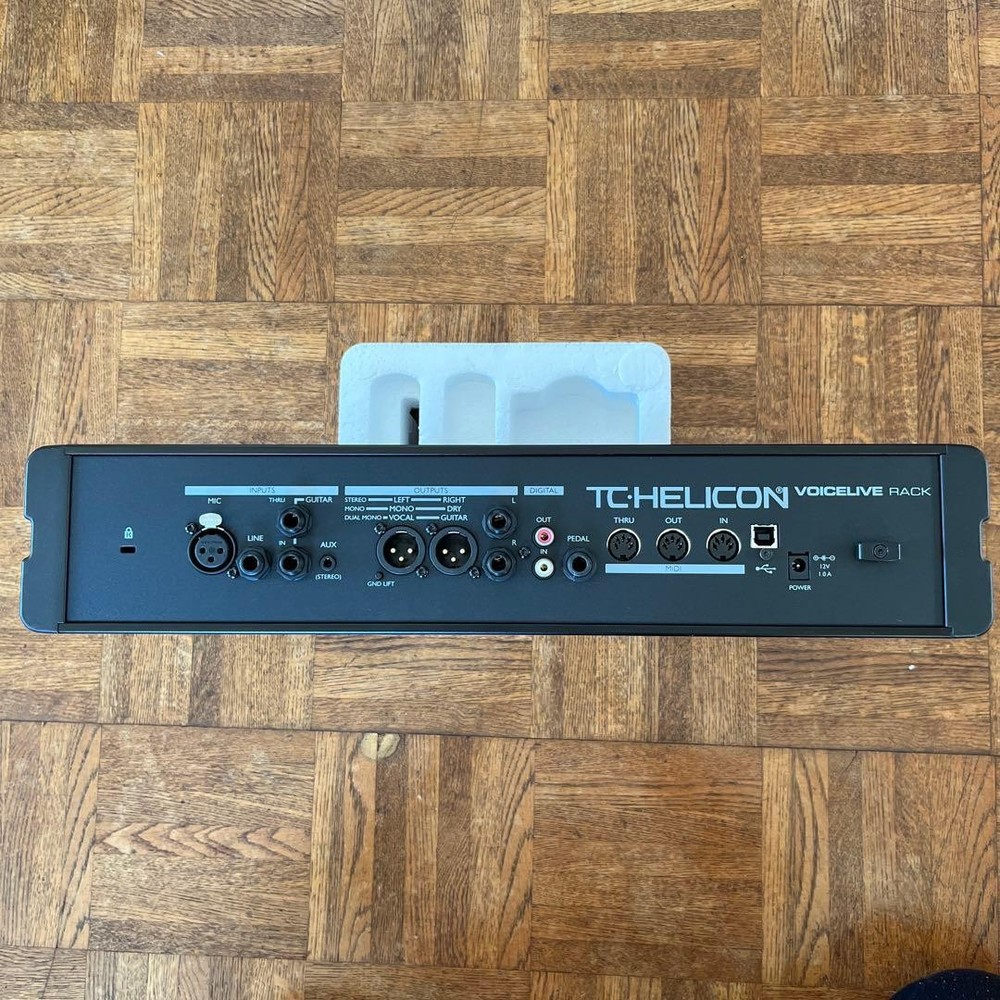 TC Helicon Voicelive Rack