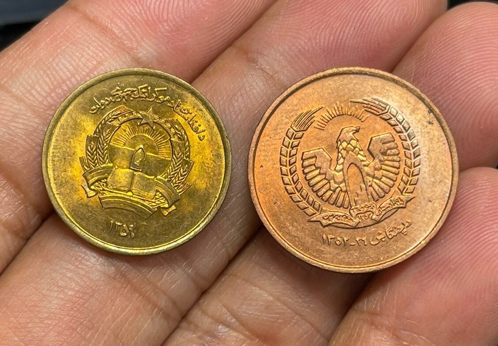 2 World Foreign Coins Lot High Grade