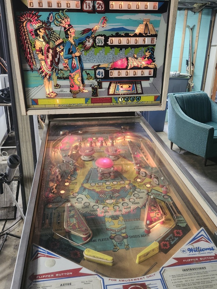 Williams Aztec Pinball Machine 1976