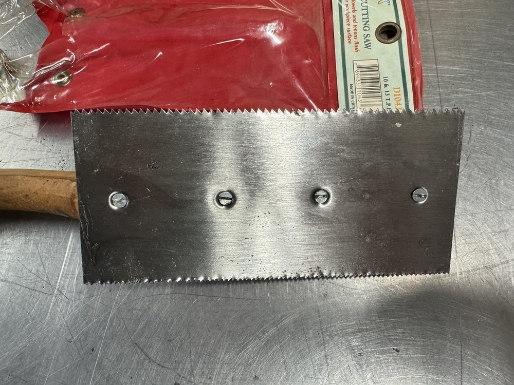 STEELE X Plug Cutting Saw