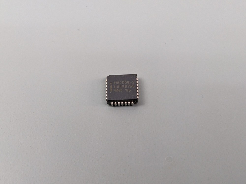Intel N82C54-2 Programmable Interval Timer (PIT) IC (8254)