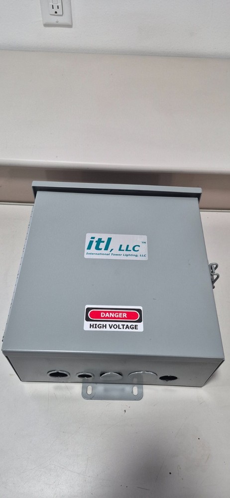 itI, International Tower Lighting Controller RLC-203-UNI